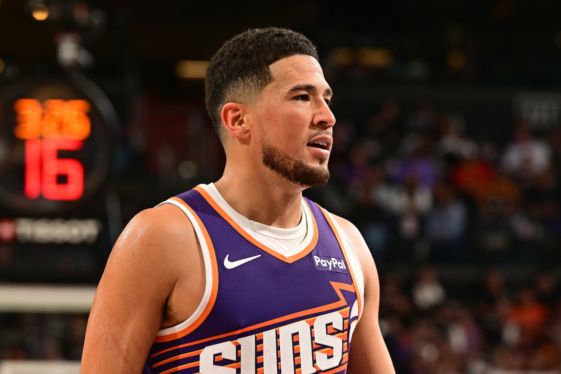 56%+43%且場均30+！布克達成NBA僅柯瑞做到的神蹟
